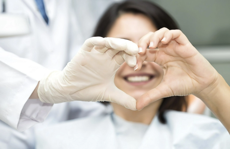 Ręce w kształcie serca